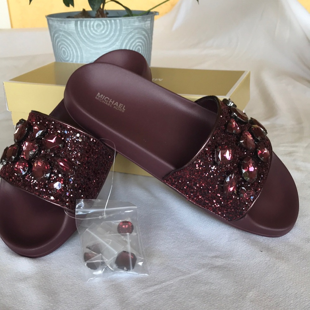 Michael Kors Gilmore slides